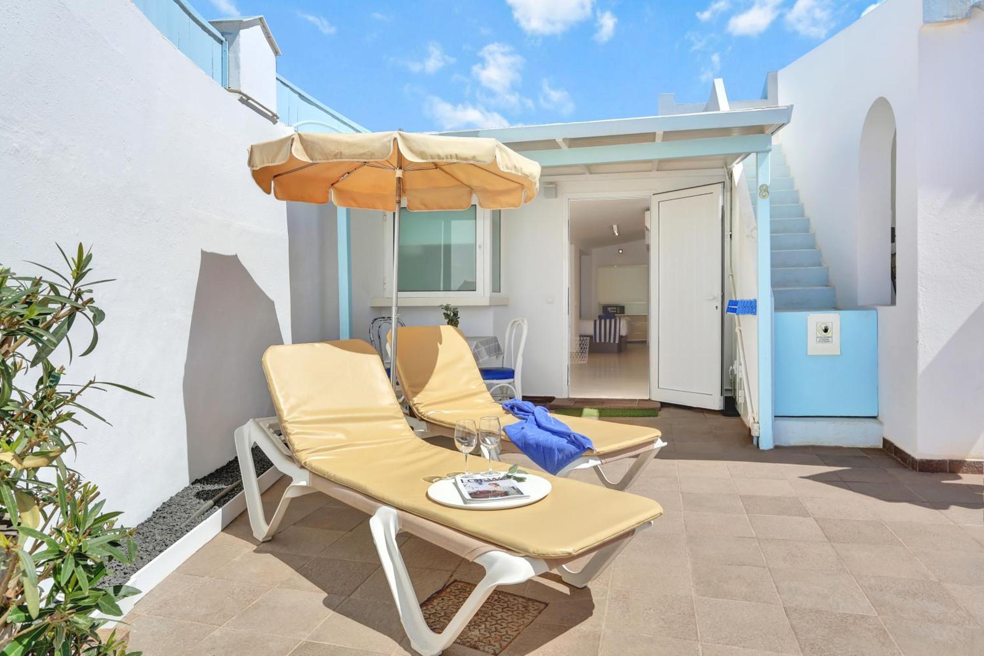 Neptuno Bungalows - Adults Only Corralejo Bagian luar foto